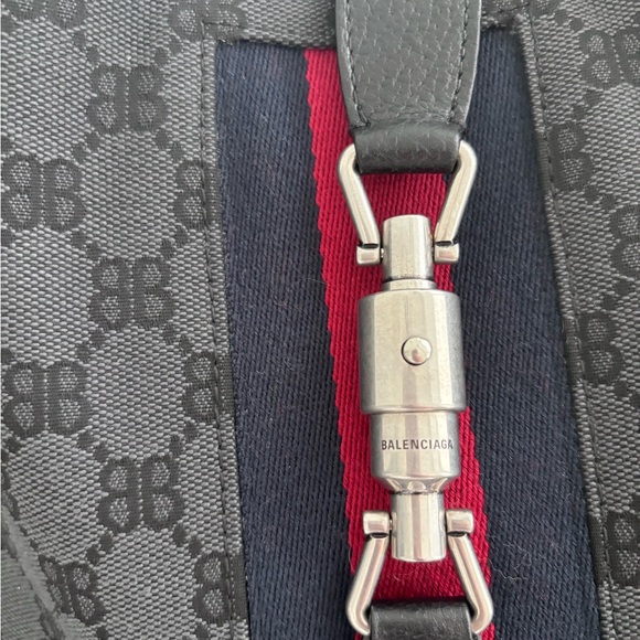 Gucci x Balenciaga calab brand new hobo bag comes with a box dust bag cards - Picture 6 of 7